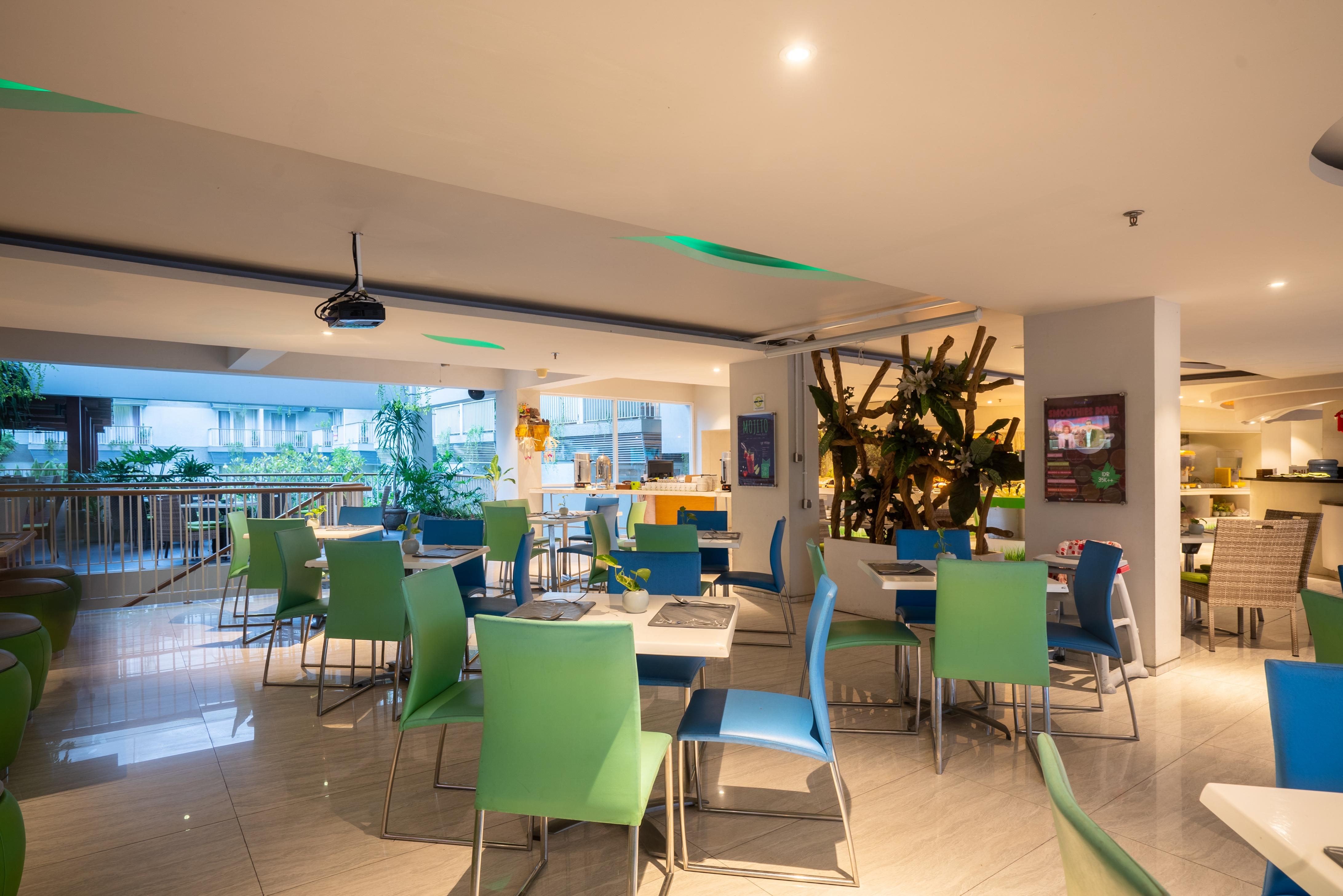 Eden Hotel Кута Екстериор снимка