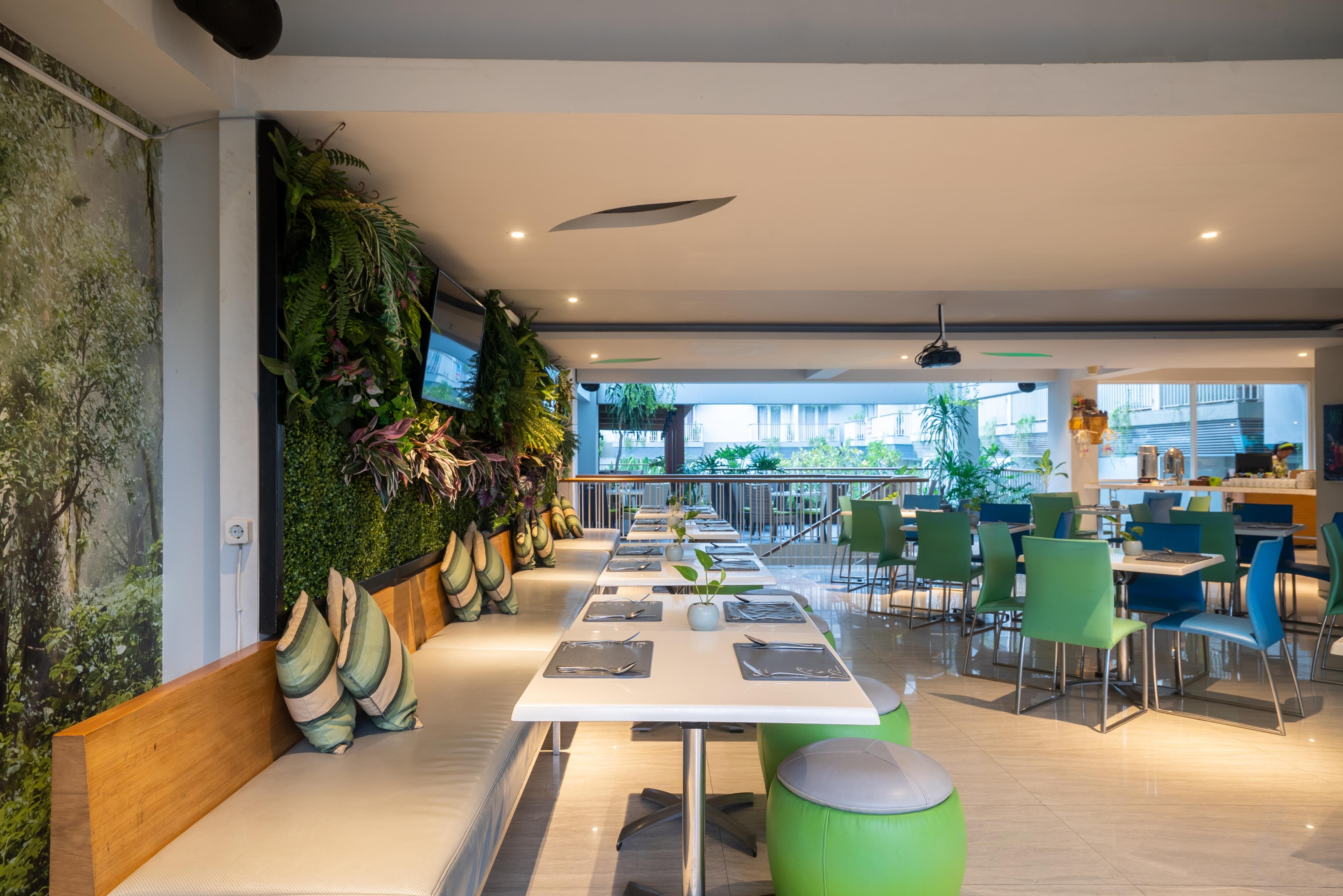 Eden Hotel Кута Екстериор снимка