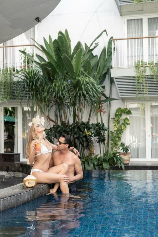 Eden Hotel Кута Екстериор снимка