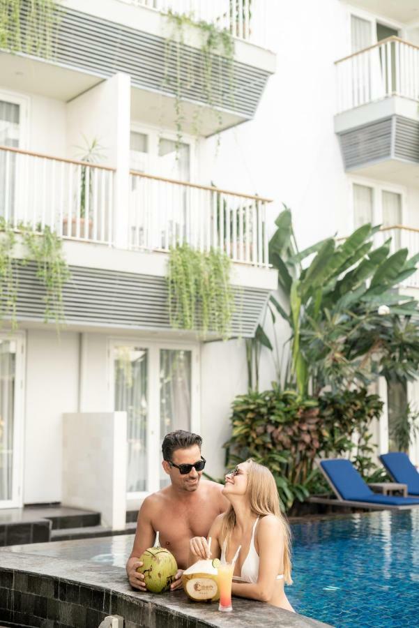 Eden Hotel Кута Екстериор снимка